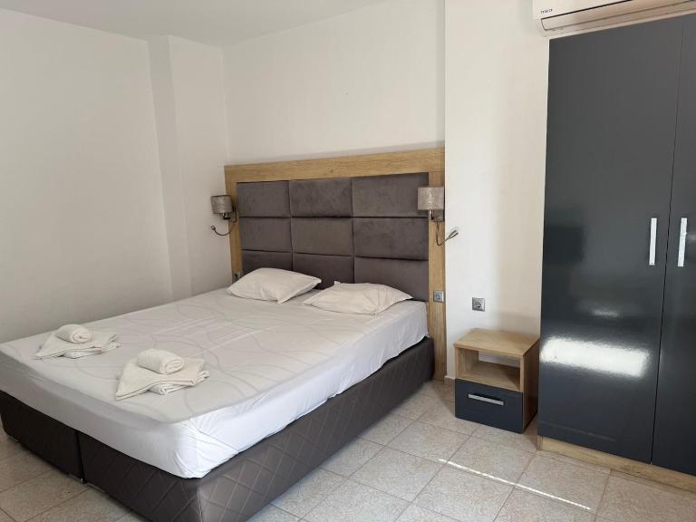 Sunny Apartments - Bed and Breakfast Pomorie