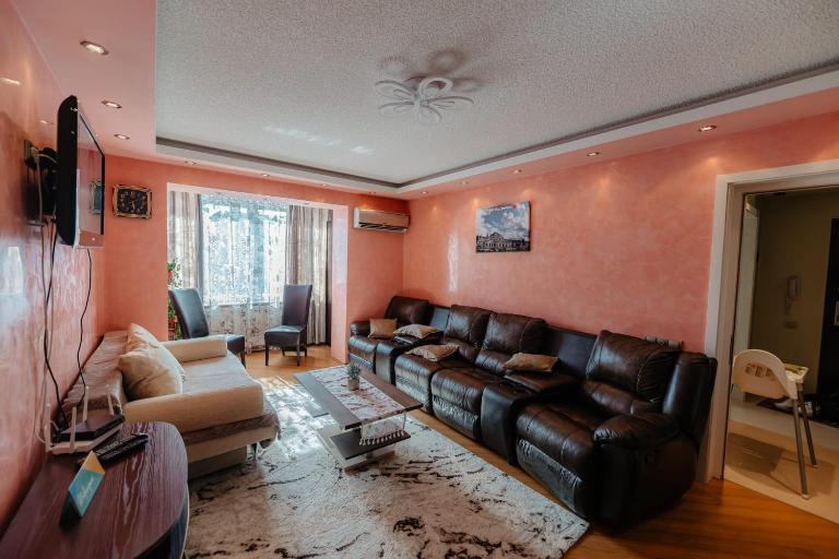 Downtown Cozy Retreat - parcare inclusa - B&B Vatra Dornei