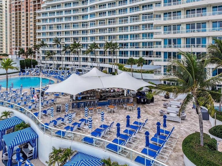 Ritz-Carlton 2br 17th fl Penthouse Hotel Condo - Chambres d'hôtes Fort Lauderdale