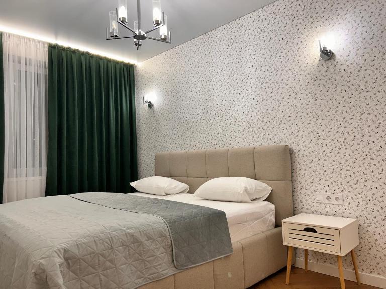 HOME Apartment - Ferienwohnung Schytomyr