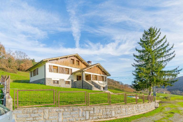 Espectacular chalet de montaña en plena naturaleza - B&B Aizároz
