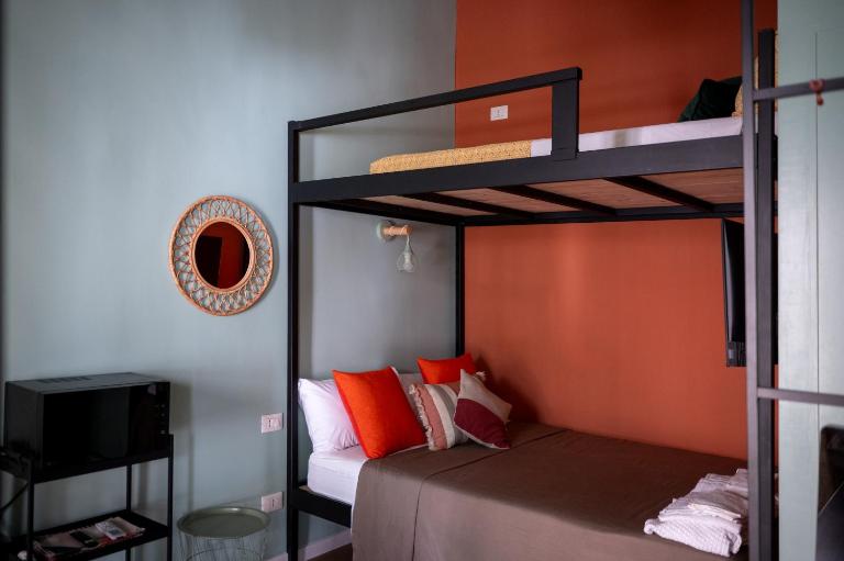 GINY Apartment - Quartieri Spagnoli, vicino al Murales di Maradona - B&B Nápoles