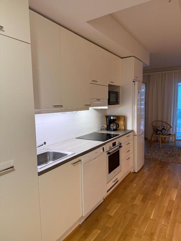 Modern apartment near the railway station - B&B Oulu