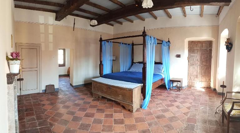 King size 1-bdr apartment close to Biella Candelo and La Bessa - B&B Borriana