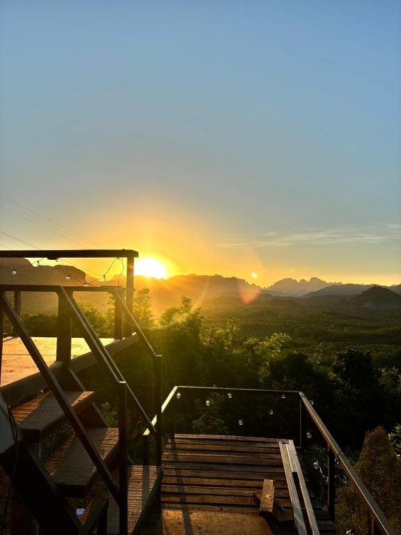 Phupha Chiewlarn Resort - Ferienwohnung Ban Takhun