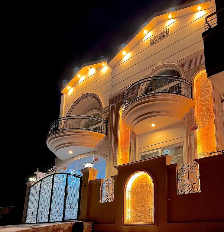 Luxury 5BR 3 Story Retreat Sector C1 Mirpur AJK - B&B Rachhyal