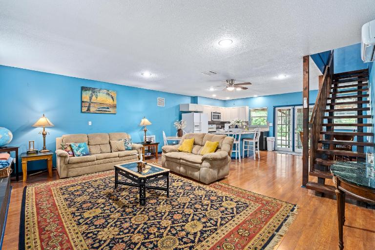 Wooded 1BR Retreat in New Smyrna Beach - B&B New Smyrna Beach