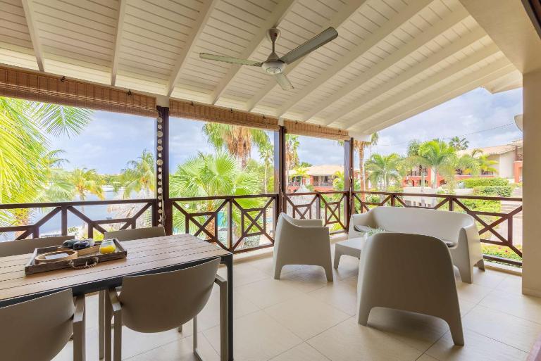 Stylish Apartment with Pool Near Jan Thiel Beach - B&B Willemstad