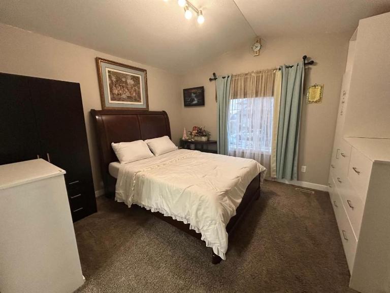 Home Sweet Home - B&B Red Deer
