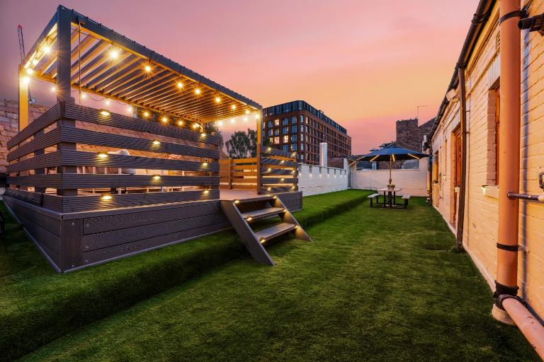 Prestige MCR Retreat - Close to City Centre-Etihad Stadium - sleeps 11 - Ferienwohnung Manchester