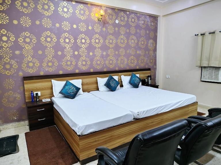 Hotel Pratap - Ferienwohnung Etāwah