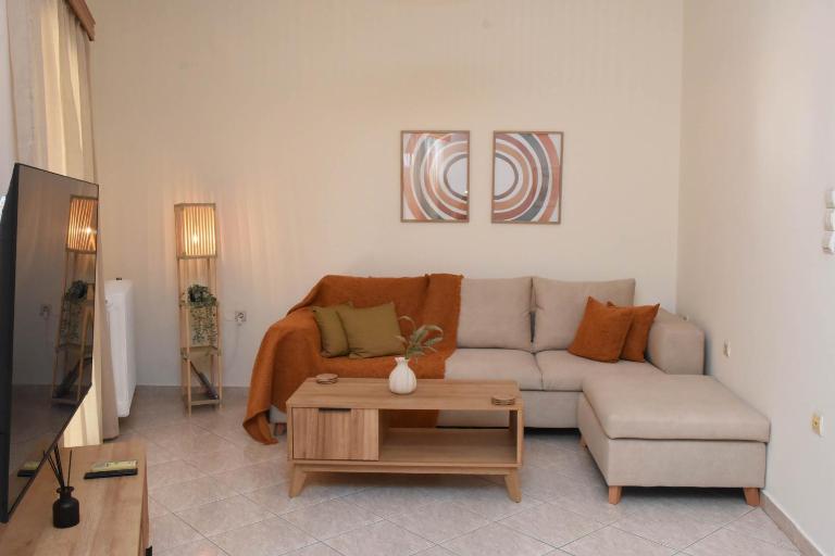 Park Side Residence - Bed and Breakfast Agrinion