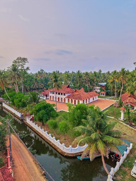Kuttanad Manor by VOYE HOMES, Alleppey - Bed and Breakfast Alappuzha
