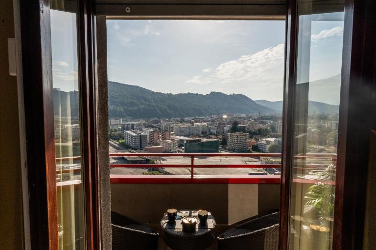 Lux View Como Luxury & Swiss View - Ferienwohnung Como