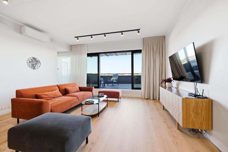 Artisa Riia Str 22 XXL Luxury Penthouse Apartment - B&B Tartu