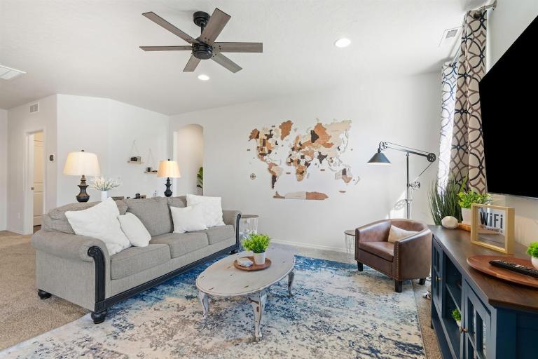 The Explorer! Extra Game Room, Fire pit Sleeps 10! - Ferienwohnung Caldwell