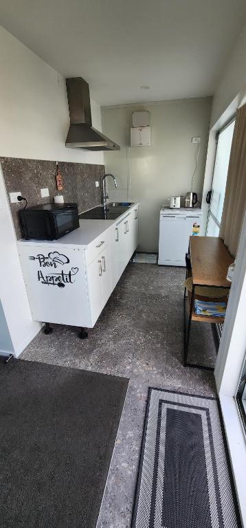 The Nest - B&B Auckland