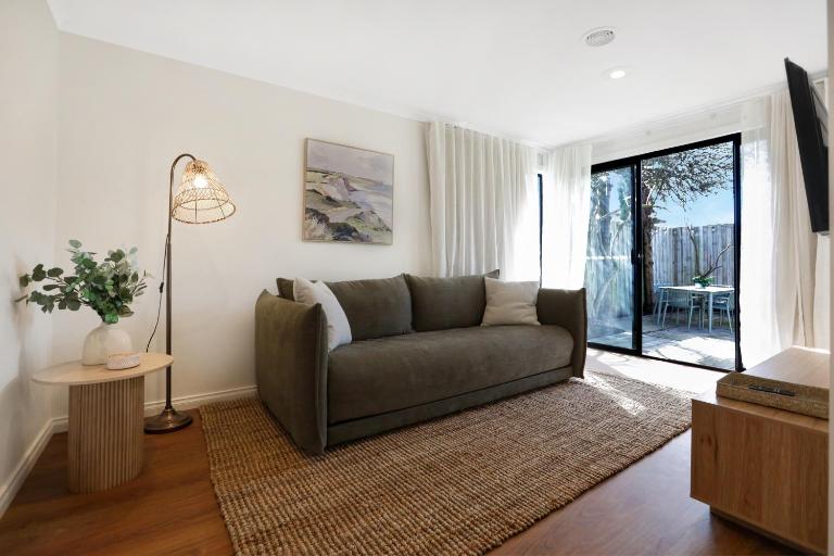 Fig Tree Cottage on Koroit Central Warrnambool - B&B Warrnambool