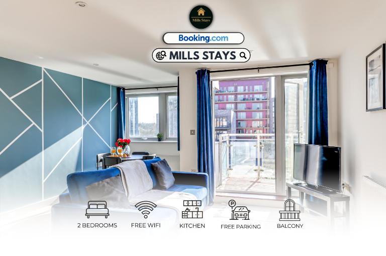 2BR House By Mills Stays Contractors Accommodation Chelmsford City Centre Balcony & Private Parking - Bed and Breakfast Chelmsford