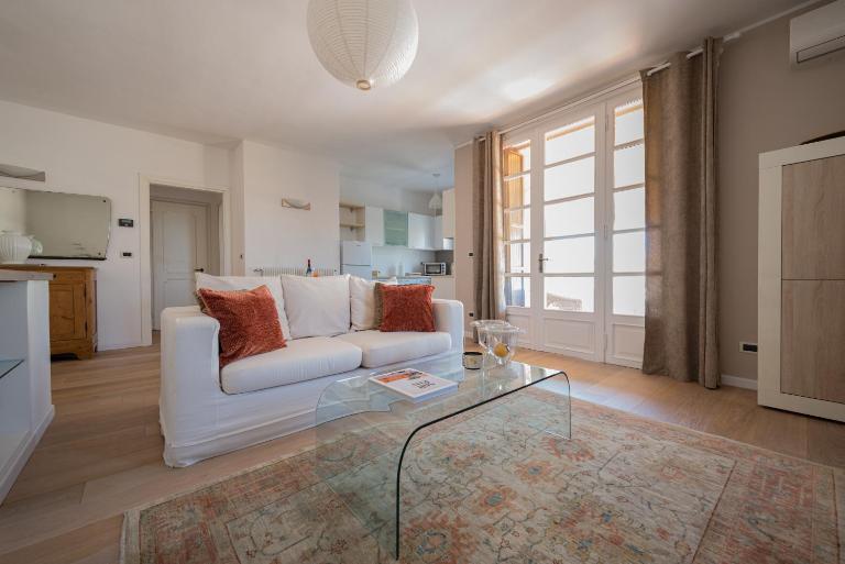 Casa Camelia with a Private Terrace Near Venice - Bed and Breakfast Villa Cameroni