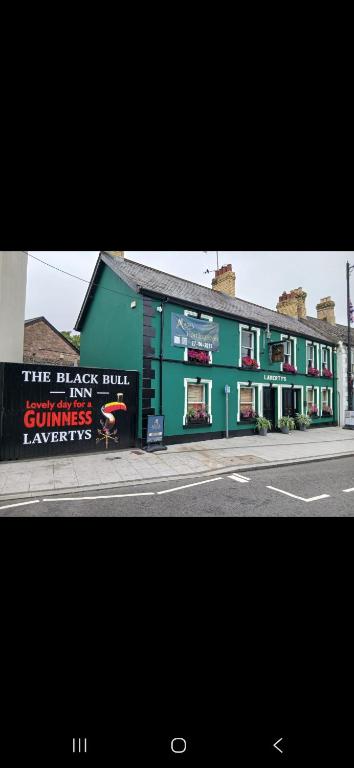 Laverty's - The Black Bull Inn - Bed and Breakfast Randalstown