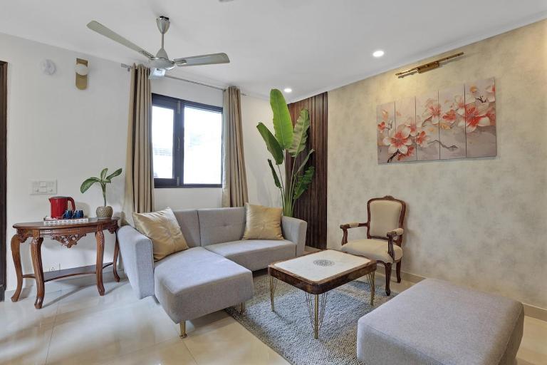 Lutyens Imperial Heritage Spacious Apt, JorBagh - B&B New Delhi