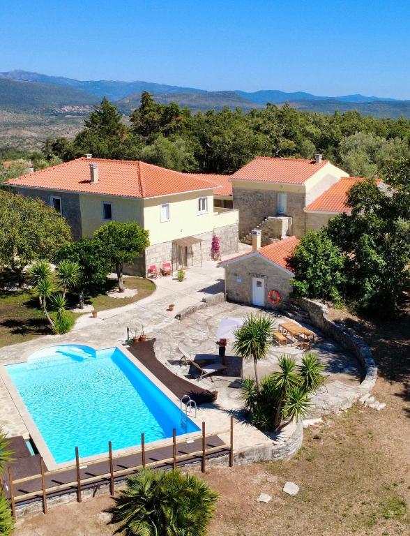 Vila na Colina - B&B Pombalinho