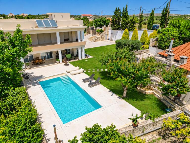 Blue Sky Villa in Crete - B&B Epano Vatheia