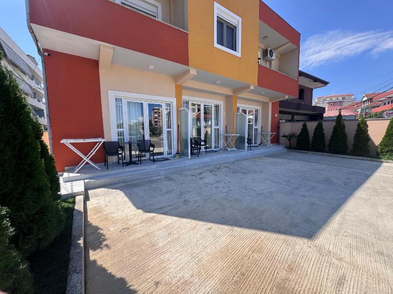 Ledio guest house - B&B Pogradec