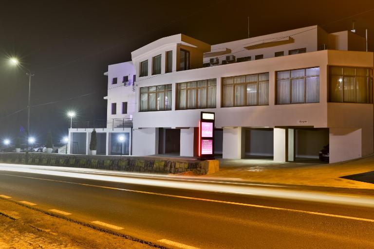 Vila Etikette - Ferienwohnung Băile Felix