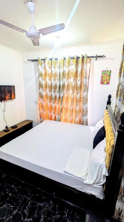 Sunrise Mlimani - Bed and Breakfast Dar es Salaam