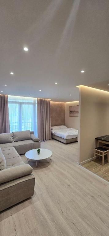 The Avenue - B&B Veles