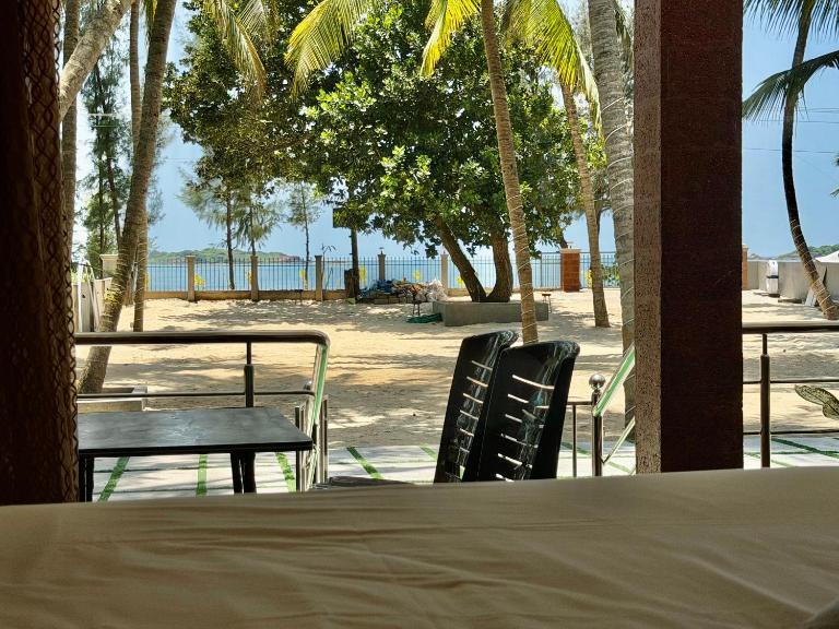Navasharada's White Sand Beach House - B&B Udupi