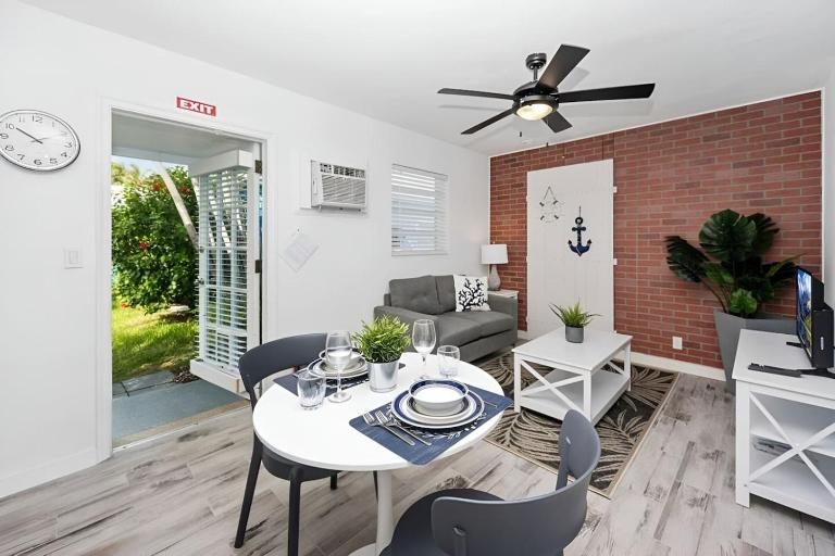 Luna Beach House - Chambres d'hôtes Hollywood