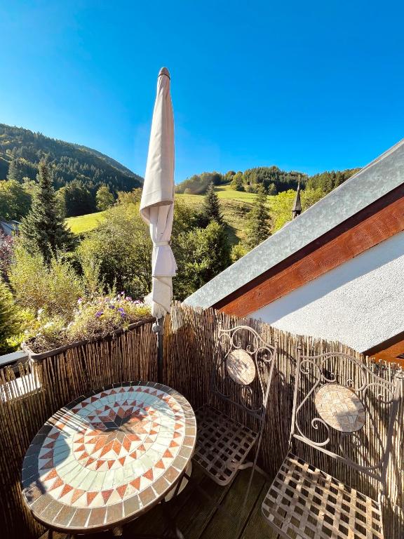 Grüner Wohnen im Alten Schulhaus - B&B Todtnau