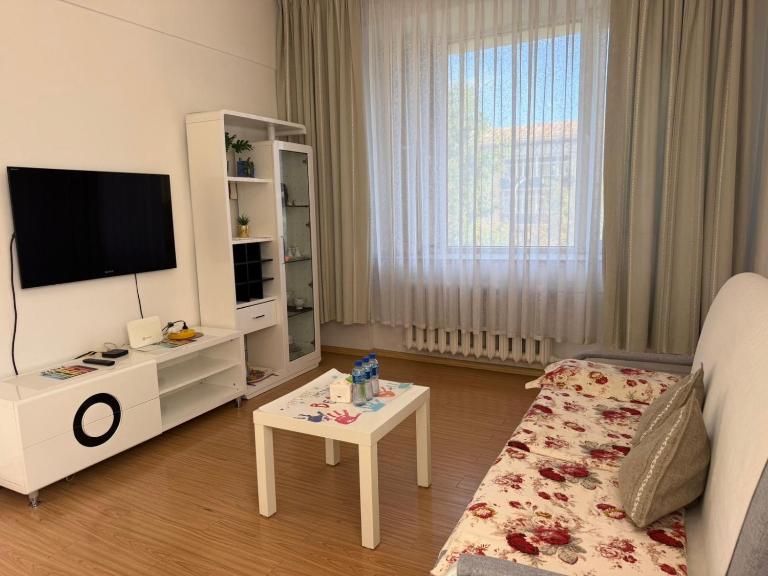 VERY central location near State department store - Ferienwohnung Ulaanbaatar