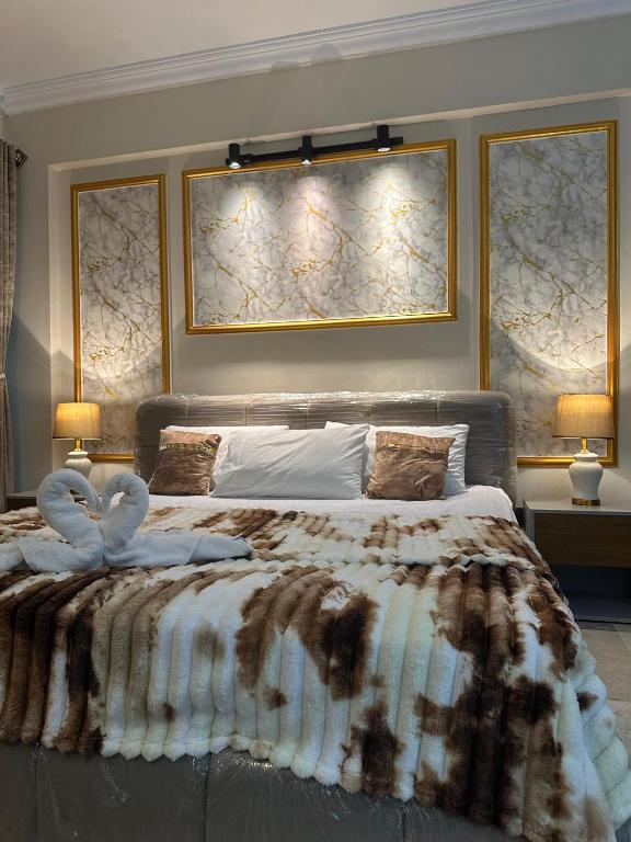 Nestay Executive 2 Bhk-Cozy Style & Comfort - B&B Islamabad