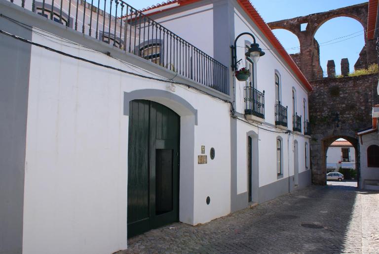 Casa da Muralha de Serpa - Chambres d'hôtes Serpa
