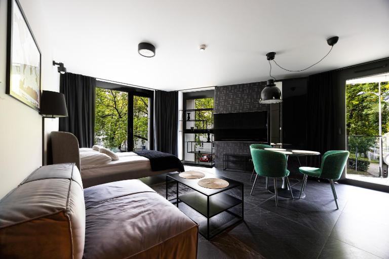Apartamenty ARTE Unia Art Residence 22 - faktura VAT - B&B Lublin