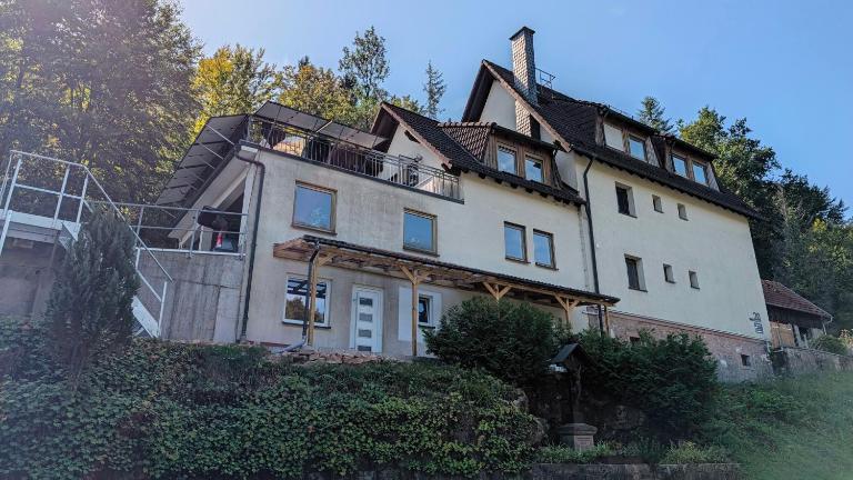 Ferienwohnung am Hainer Berg - Chambres d'hôtes Heigenbrücken