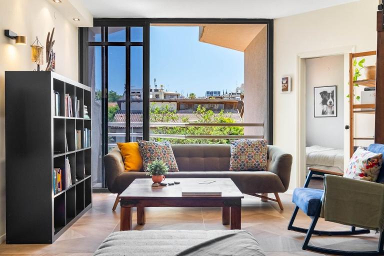 Ramat Hasharon Duplex Rooftop Oasis with Shelter - Ferienwohnung Ramat haScharon