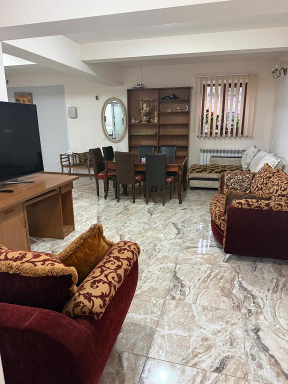 Alisa guest house - B&B Goris