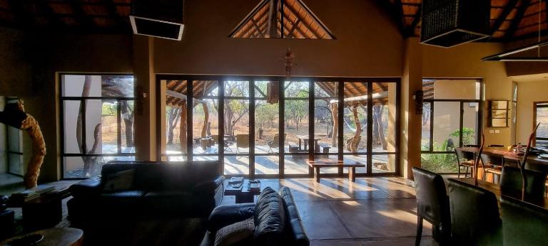 Zebula Lodge 97 - Chambres d'hôtes Bela Bela