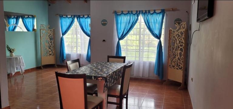 Amplio departamento para 2 personas - B&B Neuquén