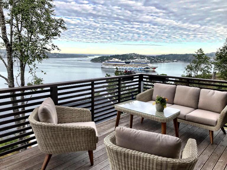 Leirvikneset Panoramic Sea View House - Chambres d'hôtes Bergen