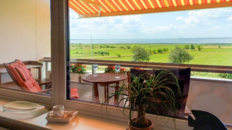 Ferienwohnung Meerblick - B&B Husum