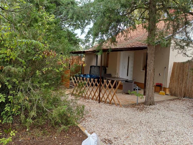 Akácos Vendégház Tőserdő - Ferienwohnung Lakitelek