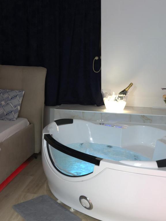 Rim Paris Apartments - Ferienwohnung Kumanovo