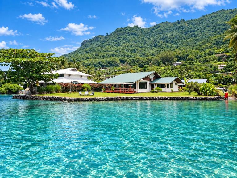 FaraTea Bay house - B&B Paopao