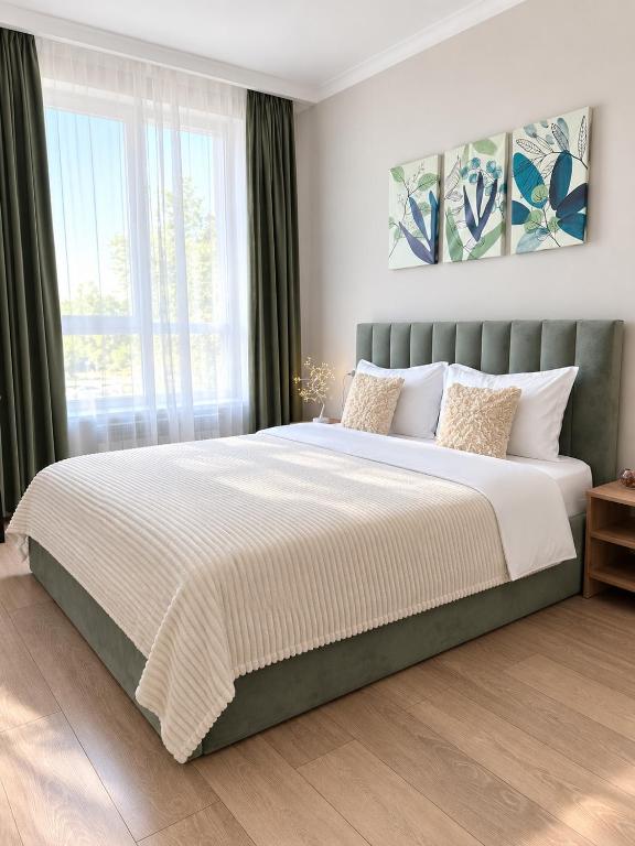 The Greens Apartment - Bed and Breakfast Almaty